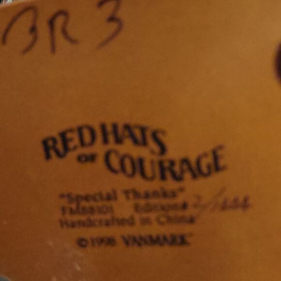 Vintage 1998 Vanmark Red Hats of Courage firefighter rescuing girl's doll‎ - Picture 7 of 7